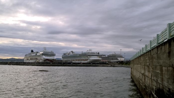 cruiseships